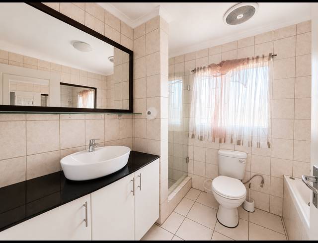 3 BEDROOM HOUSE FOR SALE IN FALCON RIDGE